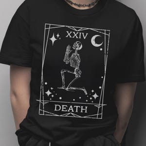 Death Tarot Card Skeleton T-Shirt – XXIV Gothic Occult Tarot Design With Moon and Stars – Witchy Vintage Horror Alternative Tee