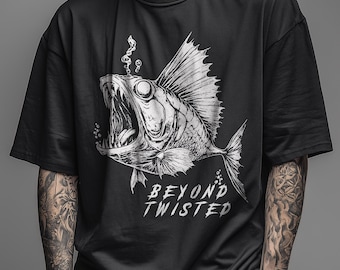 Anglerfish Horror T-Shirt – Gothic Deep Sea Creature Graphic Tee – Steampunk Ocean Monster Fish Apparel for Alternative Fashion