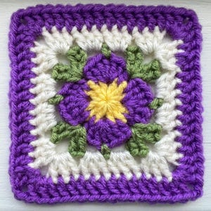 Violet Granny Square Crochet Pattern, PDF Pattern in English, Flower Granny Square, Easy Instructions, Blanket Bag Cardigan Motif