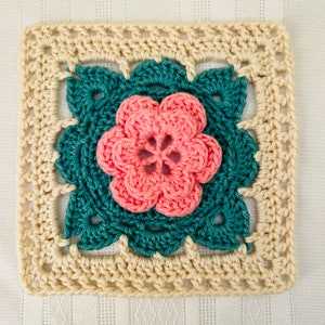 Rose Willow Granny Square Crochet Pattern, PDF Pattern in English, 3D Flower Granny Square, Blanket Bag Cardigan Motif, No-Sew Crochet