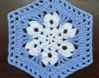 Snowflake Granny Hexagon Crochet Pattern: Easy Motif for Blankets, Bags, or Garments (PDF Instant Download)