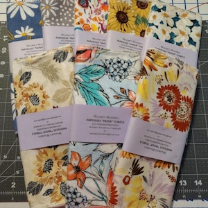 Floral Design Unpaper Towels - Washable - Reuseable Paperless Towels - Cloth Napkins - Great Gift Idea
