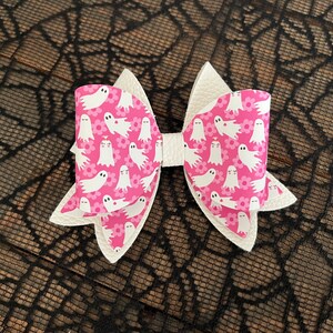 Pink and White Groovy Ghost Hair Bow