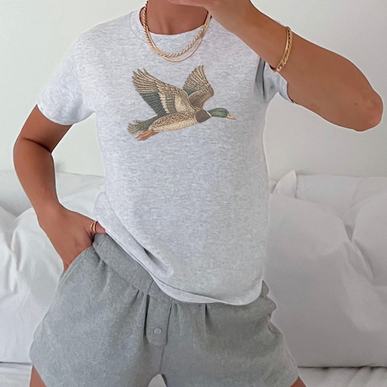 Mallard Duck Baby Tee, Vintage Hunting Shirt, Bird Graphic Tee, Outdoorsy Shirt, Nature Aesthetic Top, Vintage 90s TShirt, Womens Baby Tee