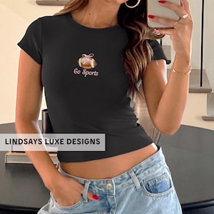 Womens Football Baby Tee, Go Sports Baby Tee, 90s Y2K Sports Shirt, Coquette Baby Tee, Go Sports, Womens Baby Tee, Football Shirt Women, Gameday Shirt, Y2K Baby Tee, Sports Girlfriend, Coquette