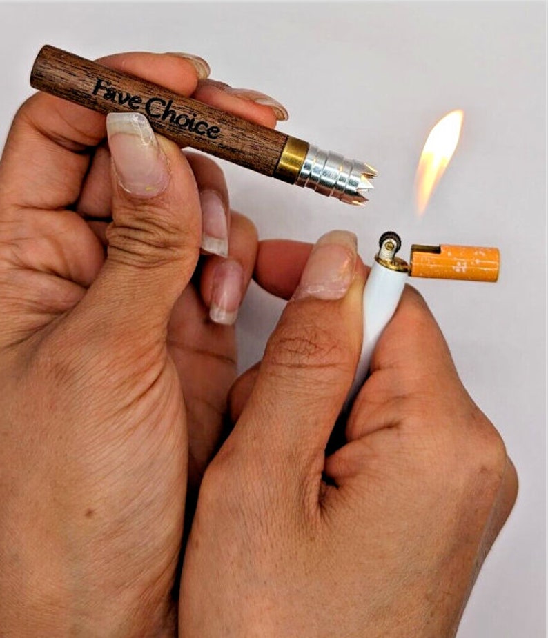 One Hitter 1 Hitter Dugout SET W/ GRINDER, LIGHTER, 2 Storage Units