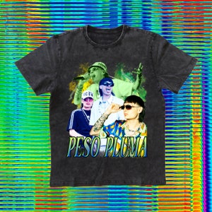 PESO PLUMA 90’s Vintage Style Tee