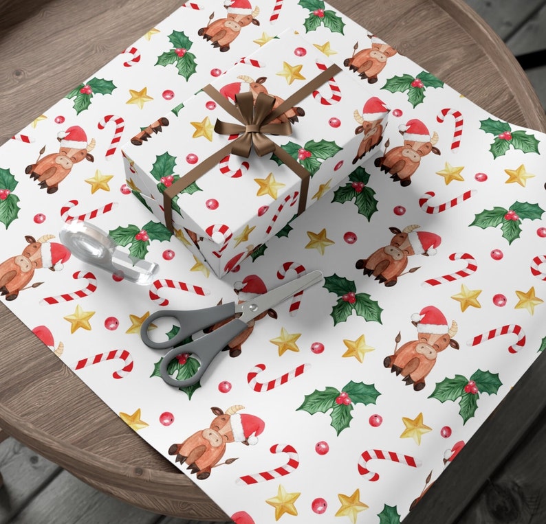 Highland Cow Cute Cartoon Christmas Gift Wrap, Merry Christmas Wrapping Paper, Vintage Gift Wrap, Highland cow Christmas, Bull image 3