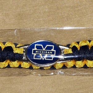 Michigan Wolverines NCAA Paracord Bracelet Unisex 22 cm New