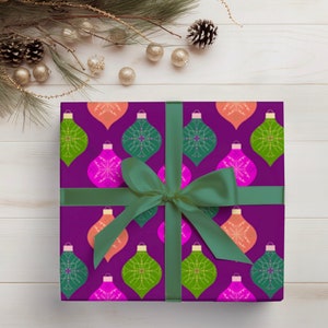 Christmas Wrapping Paper, Christmas Ornament Gift Wrap, Unique, Elegant Gift Sheets {Christmas}
