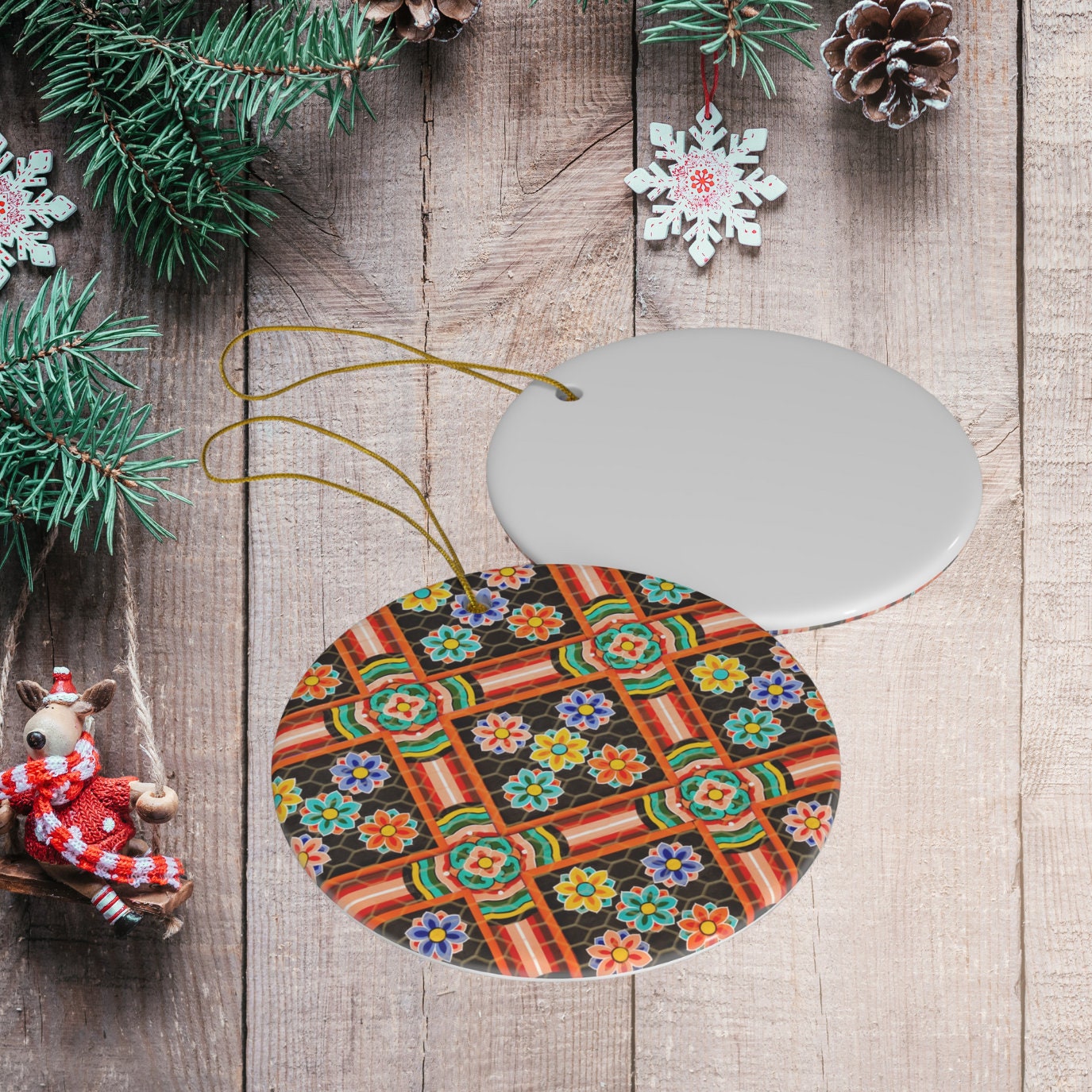 Korean Traditional Pattern Dancheong Ornament, Travel Keepsake From