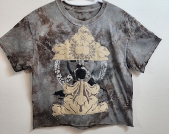 Cropped t-shirt reworked hand made appliques gray beige tye dye