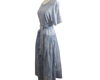 Vestido de algodón y lino reciclado con estampado de Hokusai – Pieza única