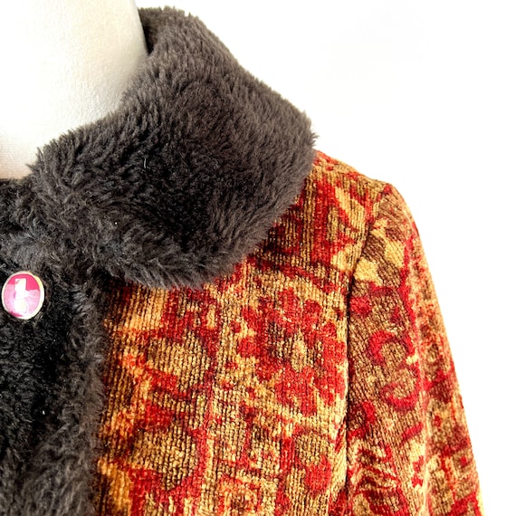 VINTAGE 60s Tapestry Carpet Coat With Brown Faux … - image 6