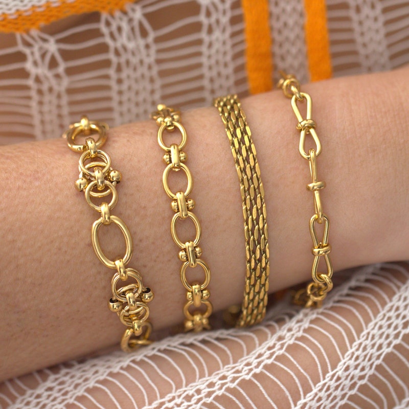 Gold Chunky Toggle Bracelet