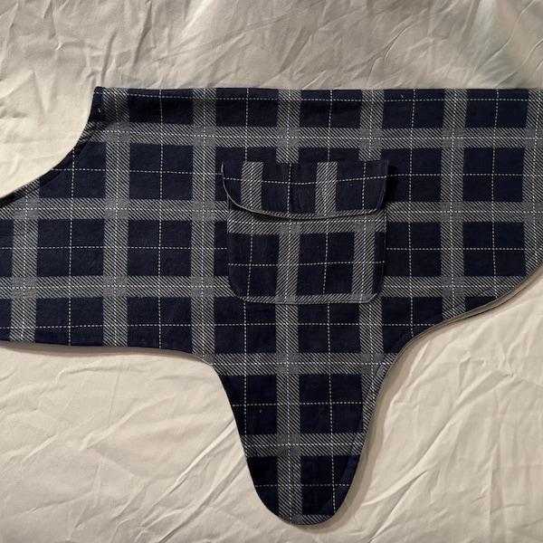 Large Eddie Bauer Fabric Dog Coat  - Fully Lined - Storage Pocket - Velcro - Navy and Gray Plaid