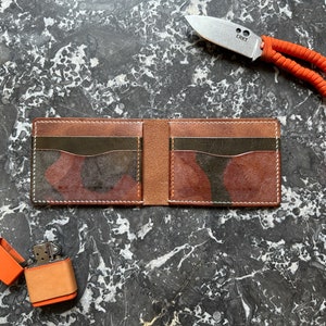 Cartera plegable de cuero hecha a mano