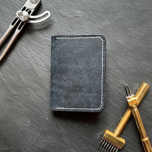 Cartera Skiff: billetera plegable, tarjetero, billetera de cuero, cuero flor, hecha a mano
