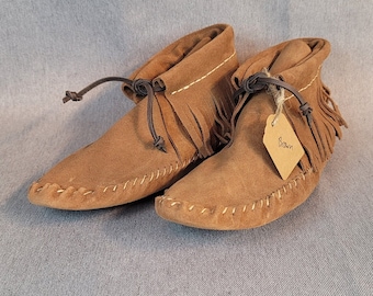 Womens Leather High top Moccasins