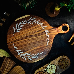 Handmade Wooden cutting board Teak Wood Round Chopping board |Wooden Kitchen Chopping Board for Meat Cheese and Vegetables |Gift for Cooking