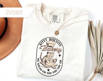 Comfort Colors® Cute Kitty Biscuits Bakery Retro Graphic Tee,Cat Biscuit Shirt, Funny Baking Gifts for Her, Cat Lover Baker Kitten T-Shirt