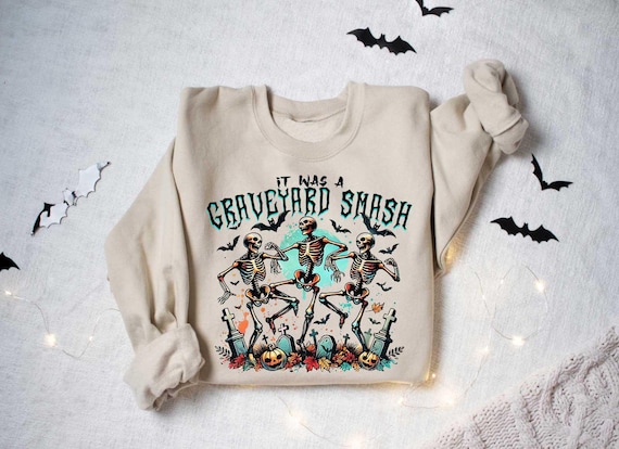 Retro Skeleton Halloween  Shirt, Trendy Fall Tee, Spooky Season, Graveyard Smash Shirt, Oversized Halloween T Shirt, Halloween Gifts