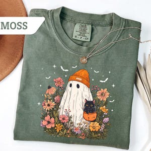 Comfort Colors® Floral Ghost Sweatshirt, Cute Ghost Tshirt, Halloween Ghost Tee, Funny Halloween Shirt, Pumpkin T Shirt, Spooky Season Gift