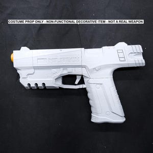 David Martinez Cosplay Prop- Cyberpunk Militech M-10AF Lexington