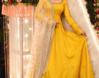 Brocade Anarkali Suit: Indian Wedding Gown with Net Dupatta & Earrings
