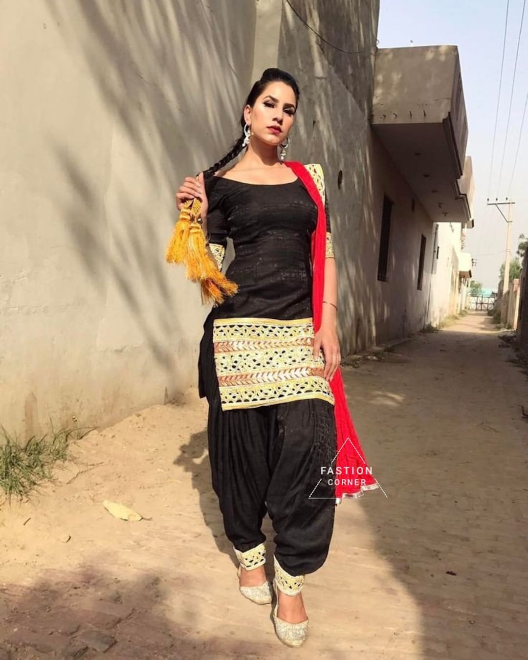 Buy Souchii Black Woven Design Patiala Online at Best Price | Distacart