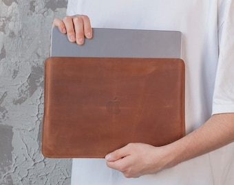 Étui pour ordinateur portable en cuir gravé, étui personnalisé pour MacBook Air, étui en cuir pour MacBook Air 15, étui personnalisé pour MacBook Pro, étui pour MacBook Pro 16 pouces