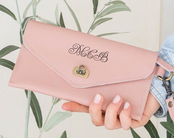 Handmade leather wristlet wallet, Personalized wristlet wallet, Slim long wallet, Womens clutch wallet, Leather wallet with name