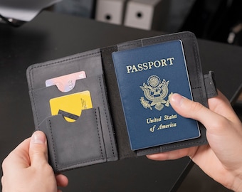Engraved leather passport holder, Custom passport case, Passport cover and luggage tag set, Leather passport wallet, Monogrammed luggage tag