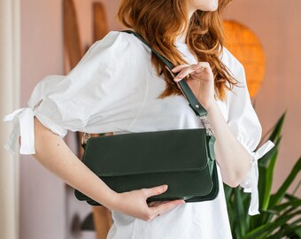 Womens leather shoulder purse, Leather shoulder handbag, Everyday leather bag, Minimalist leather purse, Ladies shoulder bags, Handmade bag