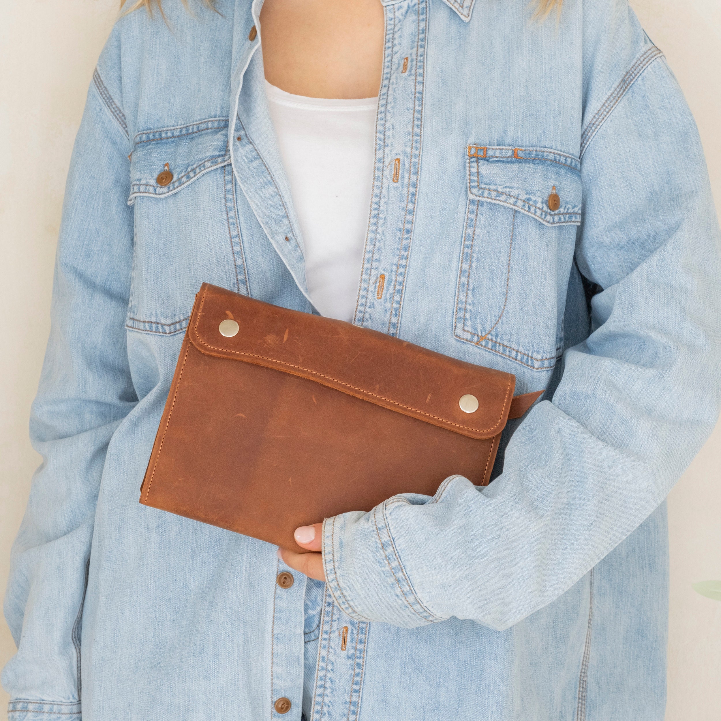 Handmade leather bible cover,Engraved bible cover,Custom size bible case,Bible cover personalized,Bible cover sleeve,Christian book cover
