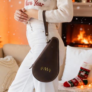 Personalized ping pong paddle case, Leather ping pong bag, Custom tennis bag, Ping pong racket case, Leather table tennis bag image 10