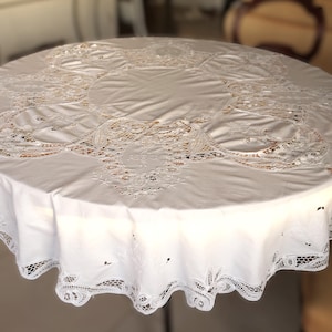 Vintage Round French Cotton tablecloth