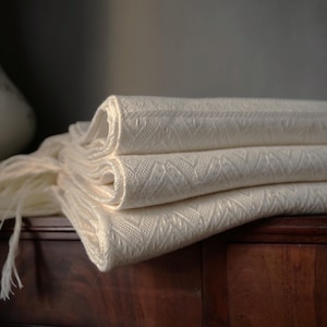 Vintage Italian Linen Damask Weave Towel Fringe
