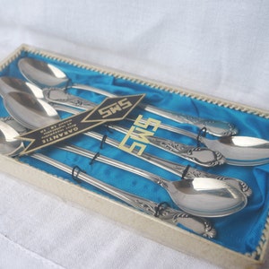 Cucchiai francesi vintage SMS con manico lungo. Cucchiaino da tè freddo. In una confezione con etichetta