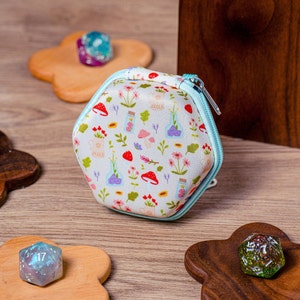 Dungeons and Dragons/D&D dice mini case - *Herbalist*