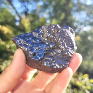 Raw hematite stone, raw hematite stone, raw minerals
