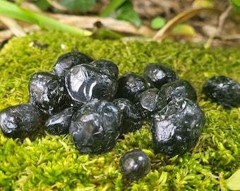 Apache Tear Stone, Apache Tear, raw obsidian stone, healing crystal and mourning stone.
