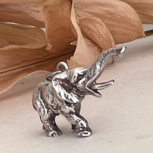 Vintage 925 Sterling Silver Lucky Elephant Charm Pendant.