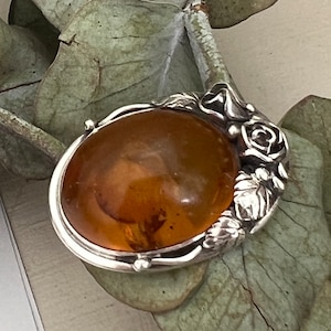 Vintage Amber Cabochon Brooch with Sterling Silver Rose Motif Frame. 925.