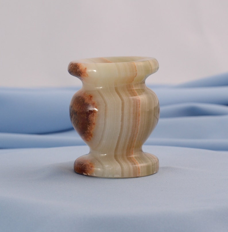 Bougeoir, bougeoir en onyx naturel pour bougies fines, bougeoir en marbre d'onyx, idéal pour des bougies jusqu'à 8 mm de diamètre, hauteur 4,5 cm image 3