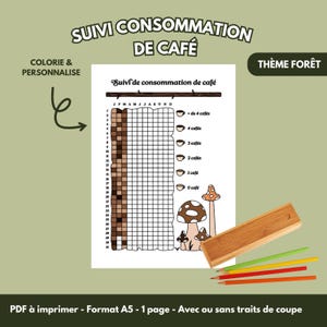 Può includere: Un tracker stampabile A5 per il consumo di caffè con il testo "SUIVI CONSOMMATION DE CAFÉ" e "THÈME FORÊT". Il tracker presenta una griglia, illustrazioni di funghi e un astuccio in legno con matite colorate.