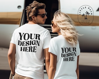 Maquete de costas de casais Gildan 64000 branco | Maquete de camiseta para casais | Maquete de camisa com vista traseira | Vibrações de luxo | Maquete de casais | Jato de avião particular