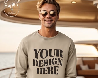 Maqueta Sand Gildan 18000 / Maqueta de sudadera delantera y trasera G180 / Maqueta de cuello redondo / Maqueta de estilo de vida de lujo para hombres / Vibraciones náuticas de verano
