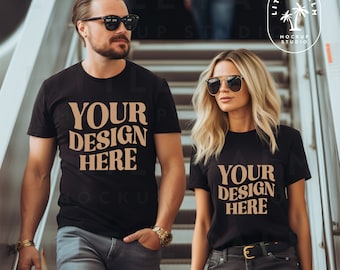 Mockup da camiseta preta Gildan 64000 | Estilo de vida para casais (Download digital)