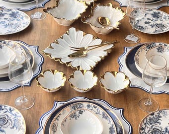 Service de vaisselle en porcelaine Rossev, détails floraux bleus dorés, service pour 6 personnes
